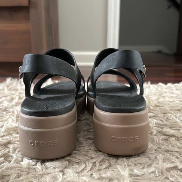 CROCS WOMENS BROOKLYN PLATFORM - Picture 4 of 4